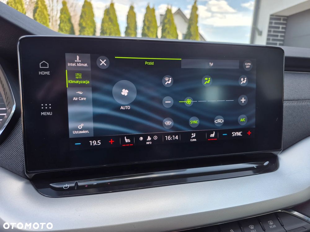 Skoda Octavia 2.0 TDI Style DSG - 24