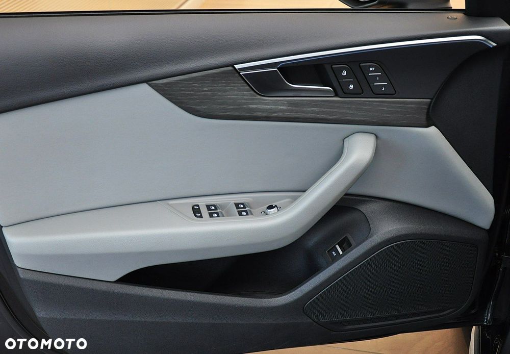 Audi A4 Allroad - 14