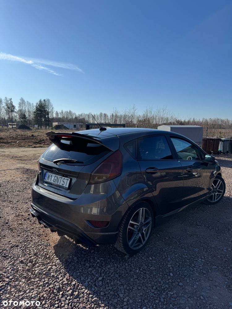 Ford Fiesta 1.6 EcoBoost ST - 1
