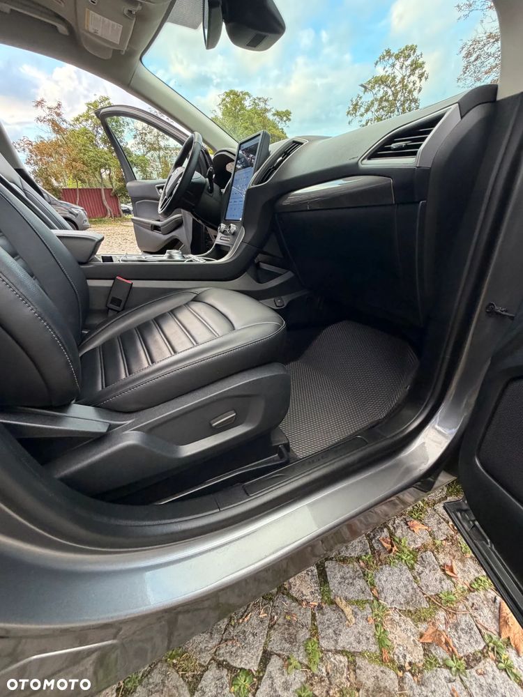 Ford Edge - 34