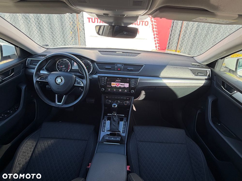 Skoda Superb 1.4 TSI ACT Sportline DSG - 8
