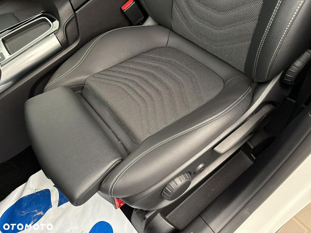 Mercedes-Benz GLA 200 - 17