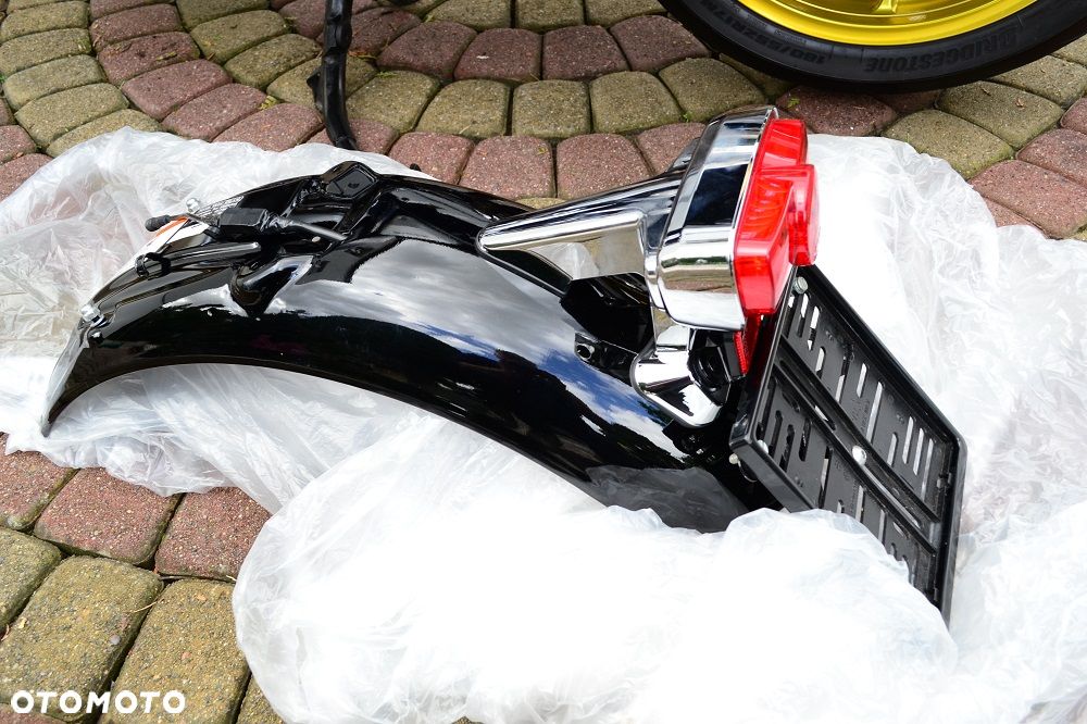 Honda CB - 40