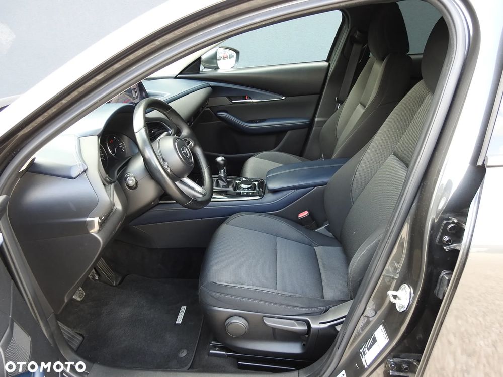 Mazda CX-30 SKYACTIV-D 1.8 - 9