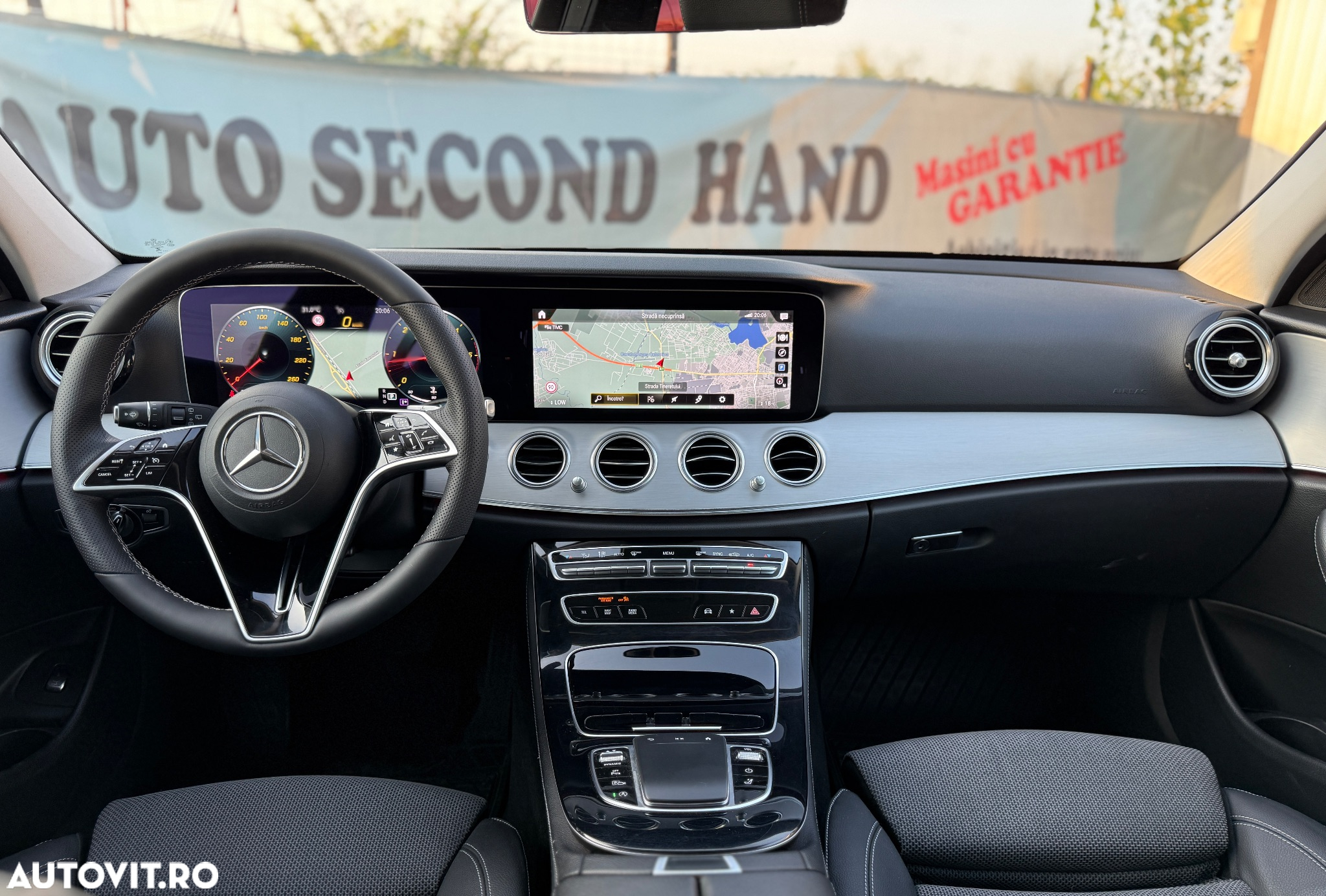 Mercedes-Benz E 220 d T 9G-TRONIC Avantgarde - 5