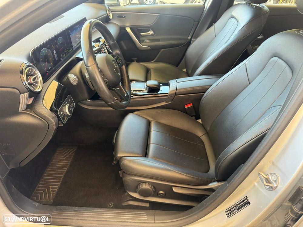 Mercedes-Benz A 180 d 7G-DCT Progressive - 12
