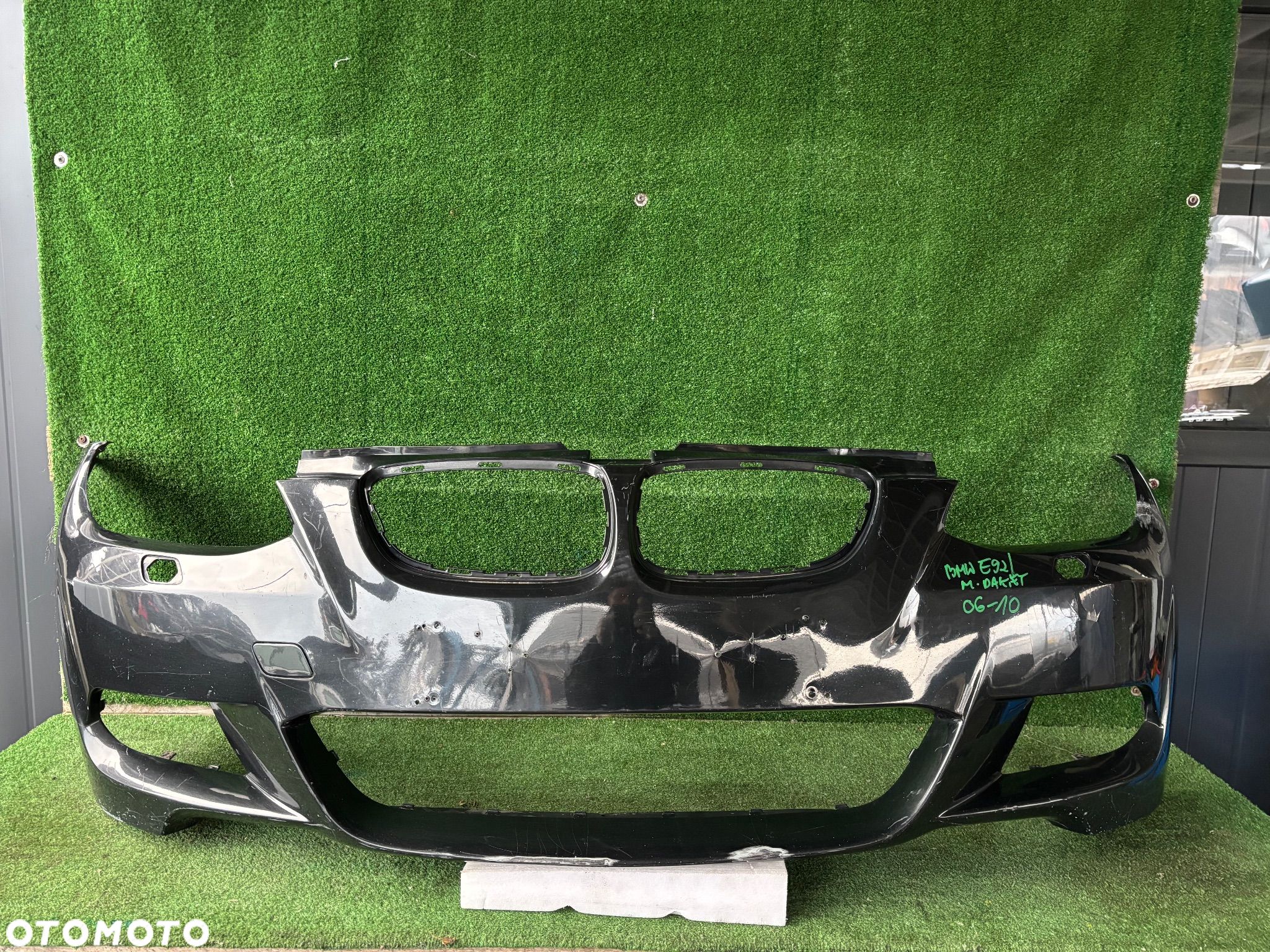 BMW E92 E93 M-Pakiet 06-09 Zderzak przedni - 1