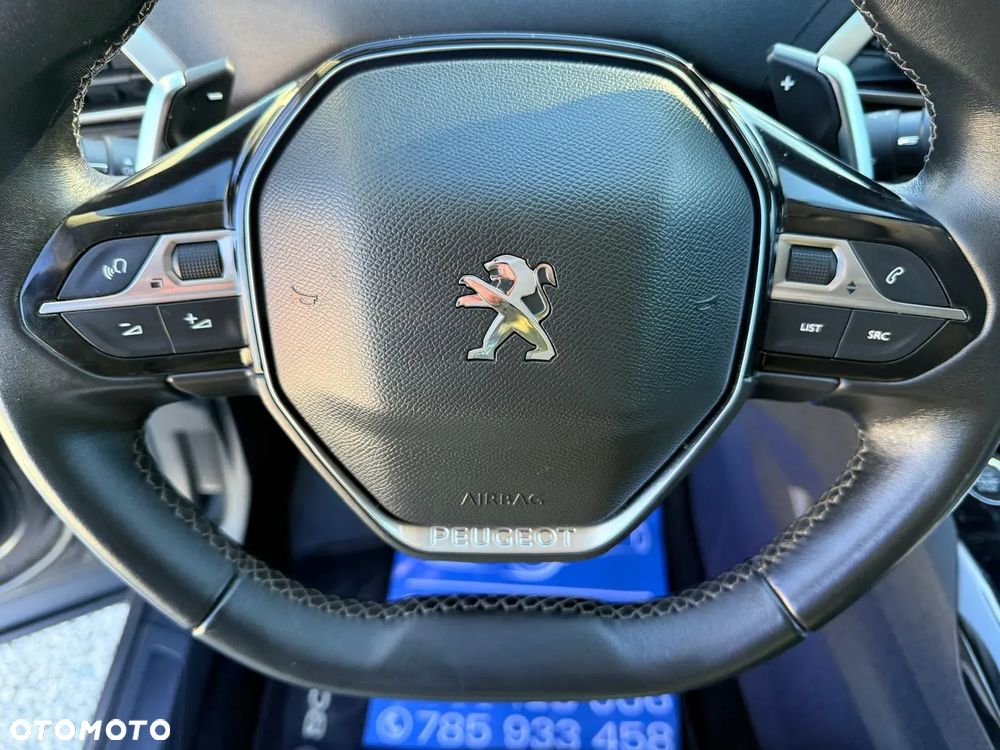 Peugeot 3008 1.5 BlueHDi Allure S&S EAT8 - 22