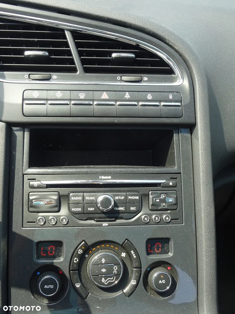 Peugeot 5008 - 18