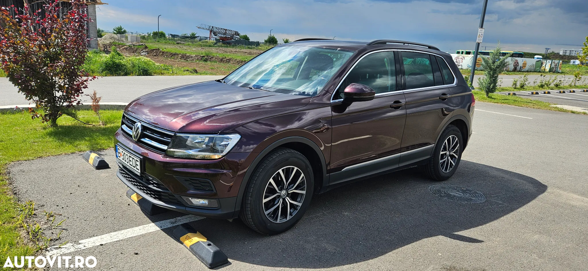 Volkswagen Tiguan 2.0 TDI 4Mot DSG Comfortline - 2