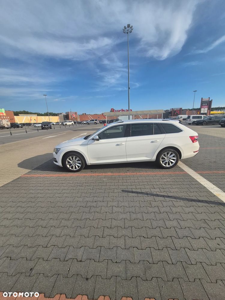 Skoda Superb 2.0 TSI 4x4 DSG Style - 9