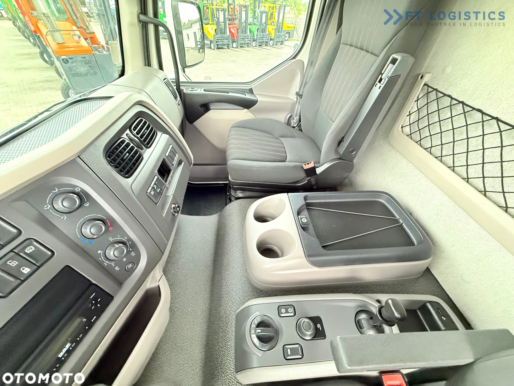 DAF LF 260 FA / AUTOMAT /  ŁADOWNOŚC 9255 / 4X2 / 18X PALETA / WINDA / BURTY / STAN IDEALNY! - 34