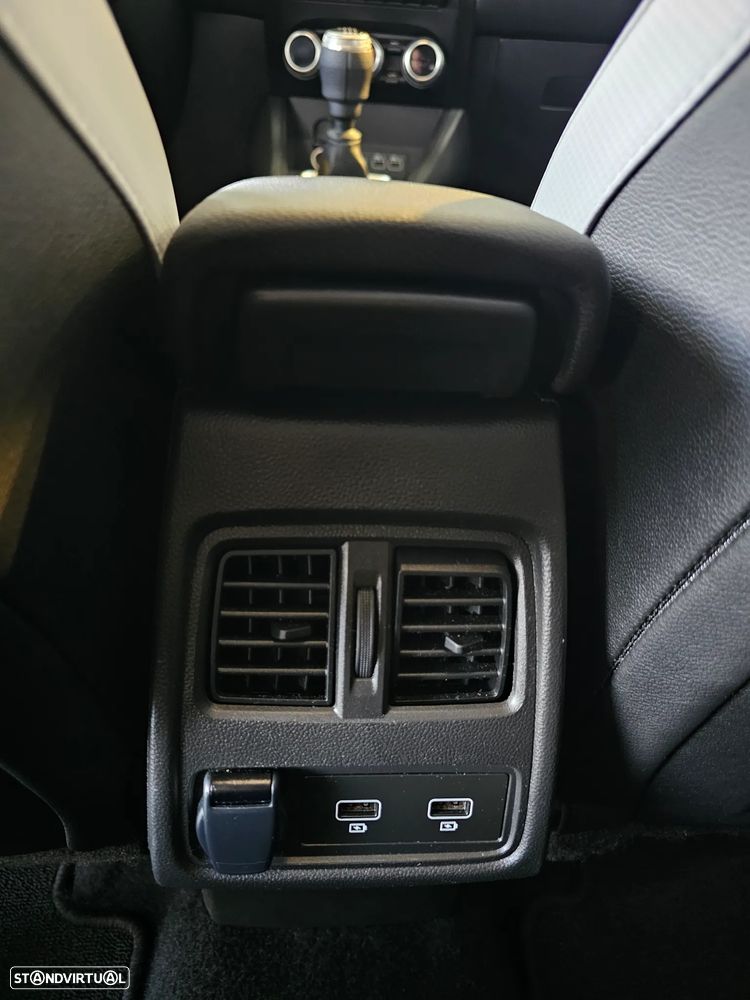 Renault Captur 1.0 TCe Techno - 10