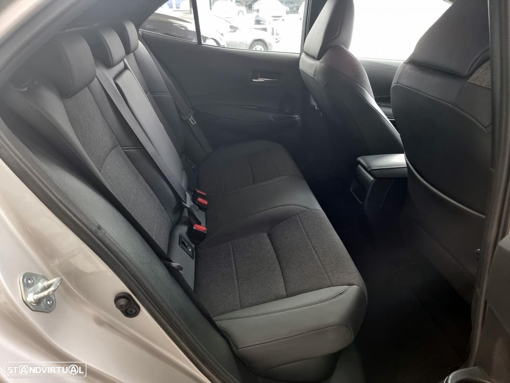 Toyota Corolla 1.8 Hybrid Comfort+P.Sport - 34