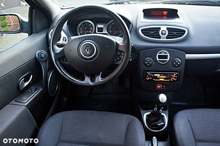 Renault Clio 1.5 dCi Dynamique - 21