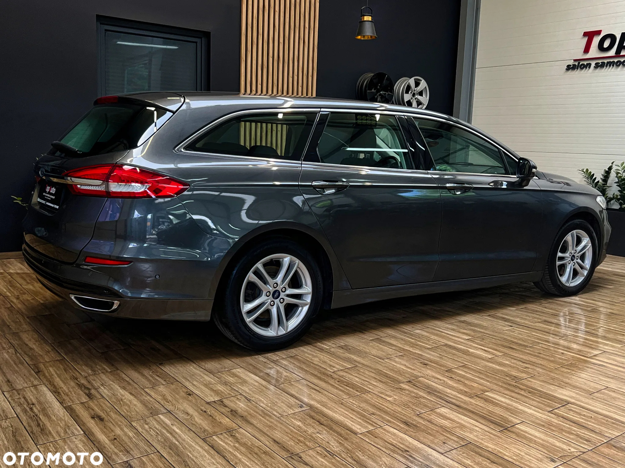 Ford Mondeo - 7