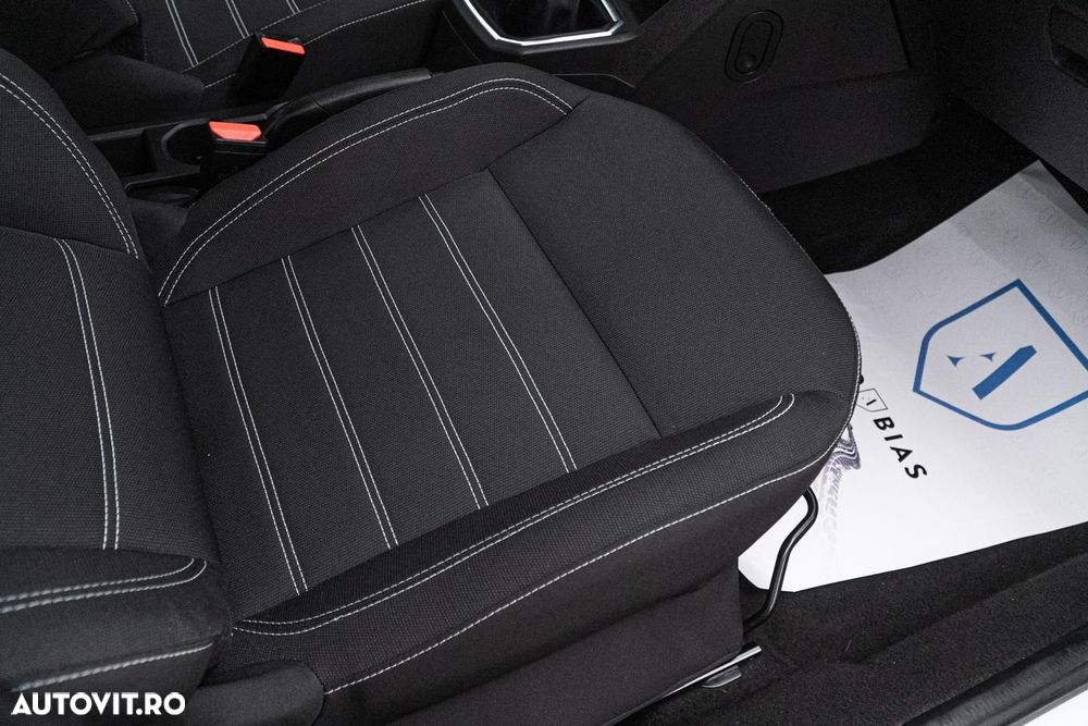 Dacia Logan TCe 90 MT6 Prestige - 31