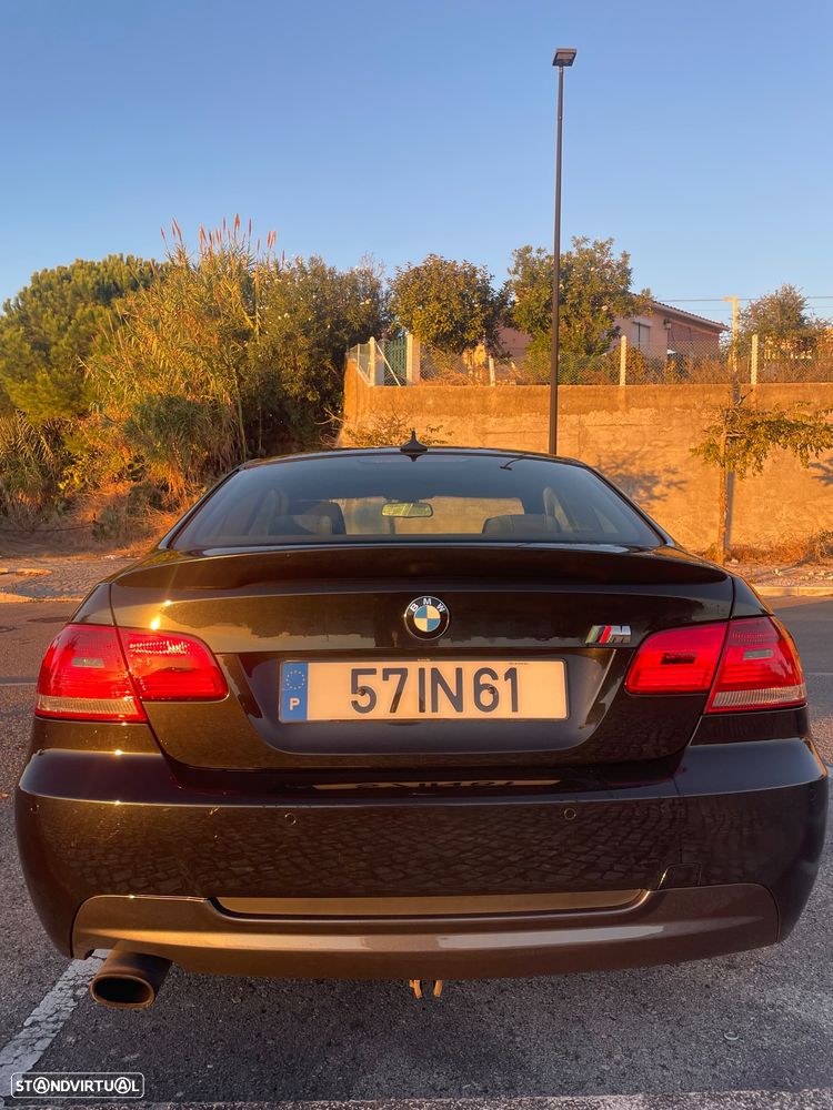 BMW 320 d Coupe - 8