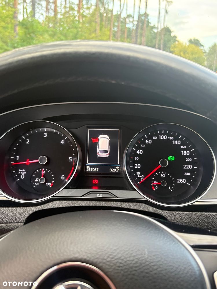 Volkswagen Passat Alltrack - 28