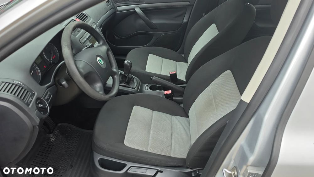 Skoda Octavia 1.6 Mint - 19