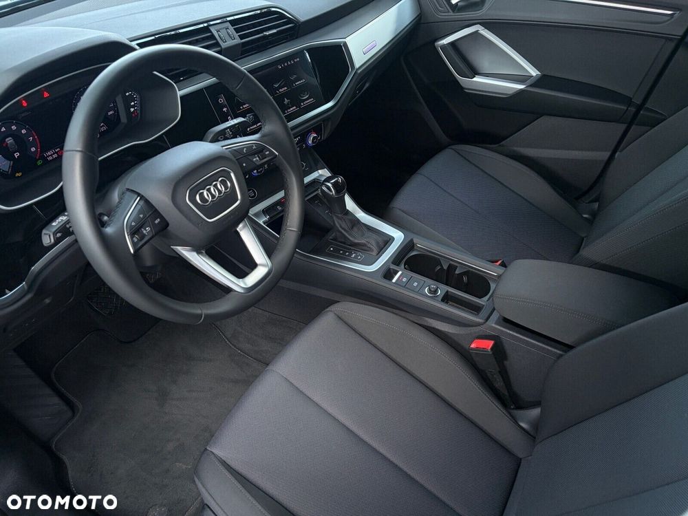 Audi Q3 - 12