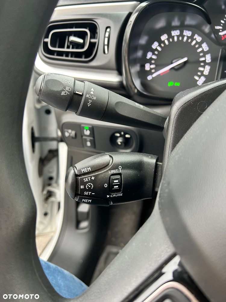 Citroën C3 1.2 PureTech Feel - 28