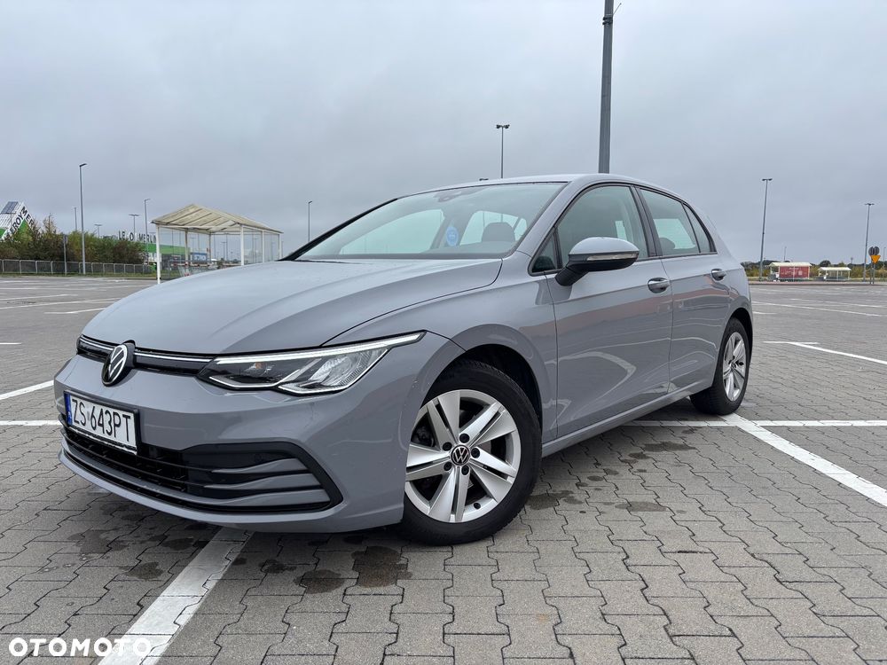 Volkswagen Golf VIII 1.0 TSI Life - 1