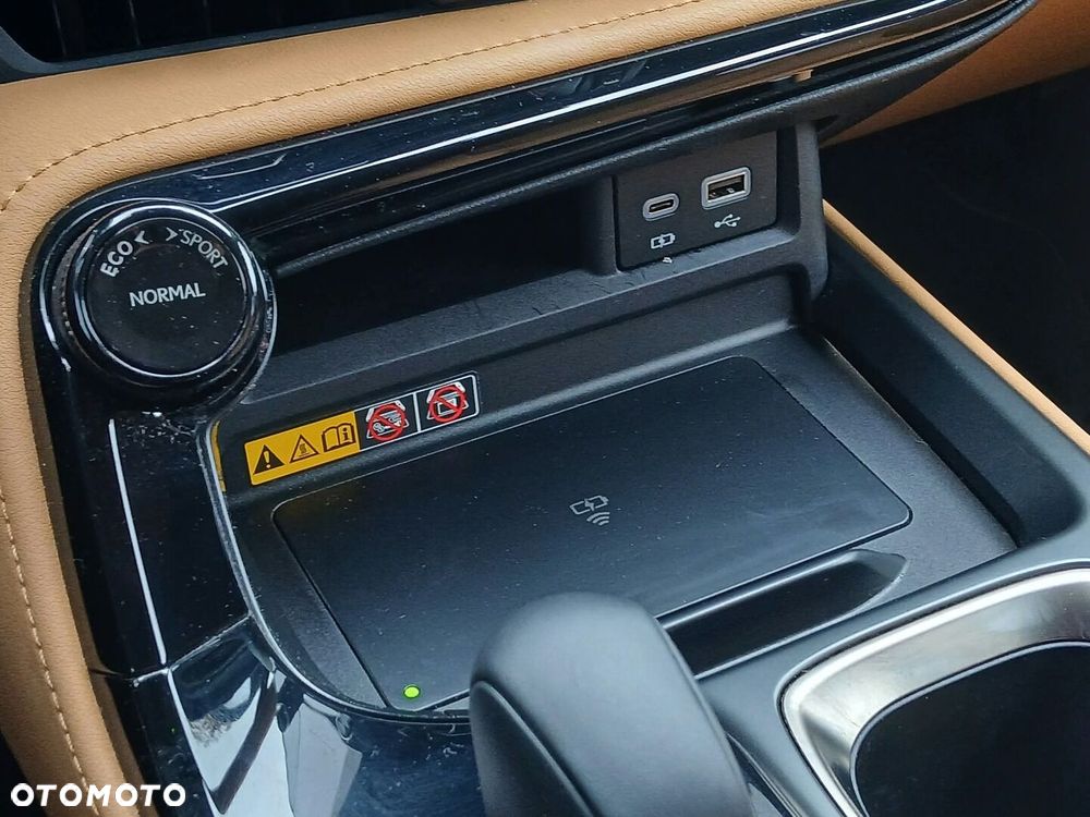 Lexus NX 350h Prestige 2WD - 34