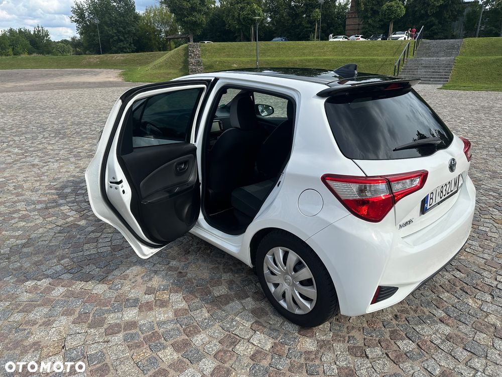 Toyota Yaris - 11