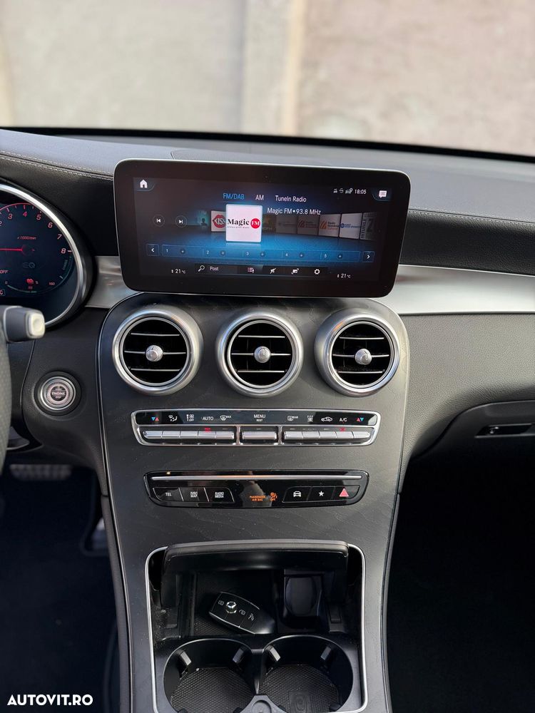 Mercedes-Benz GLC Coupe 300 e 4MATIC - 16