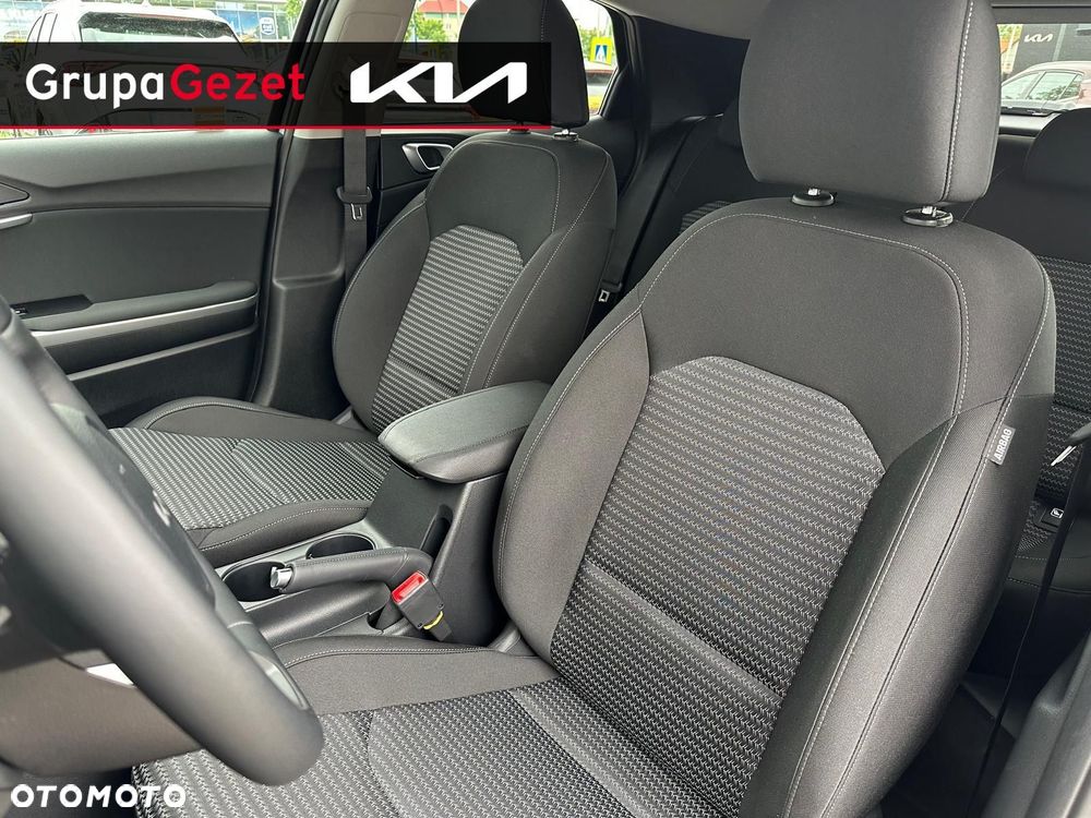Kia XCeed - 12