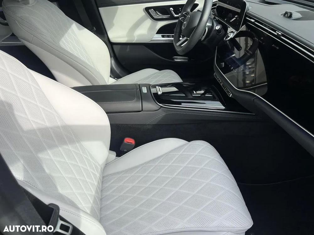 Mercedes-Benz E 400e 4Matic 9G-TRONIC - 12