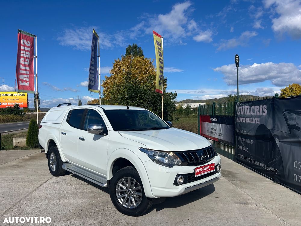 Mitsubishi L200 Double Cab 2.4 DI-D M/T Intense - 1