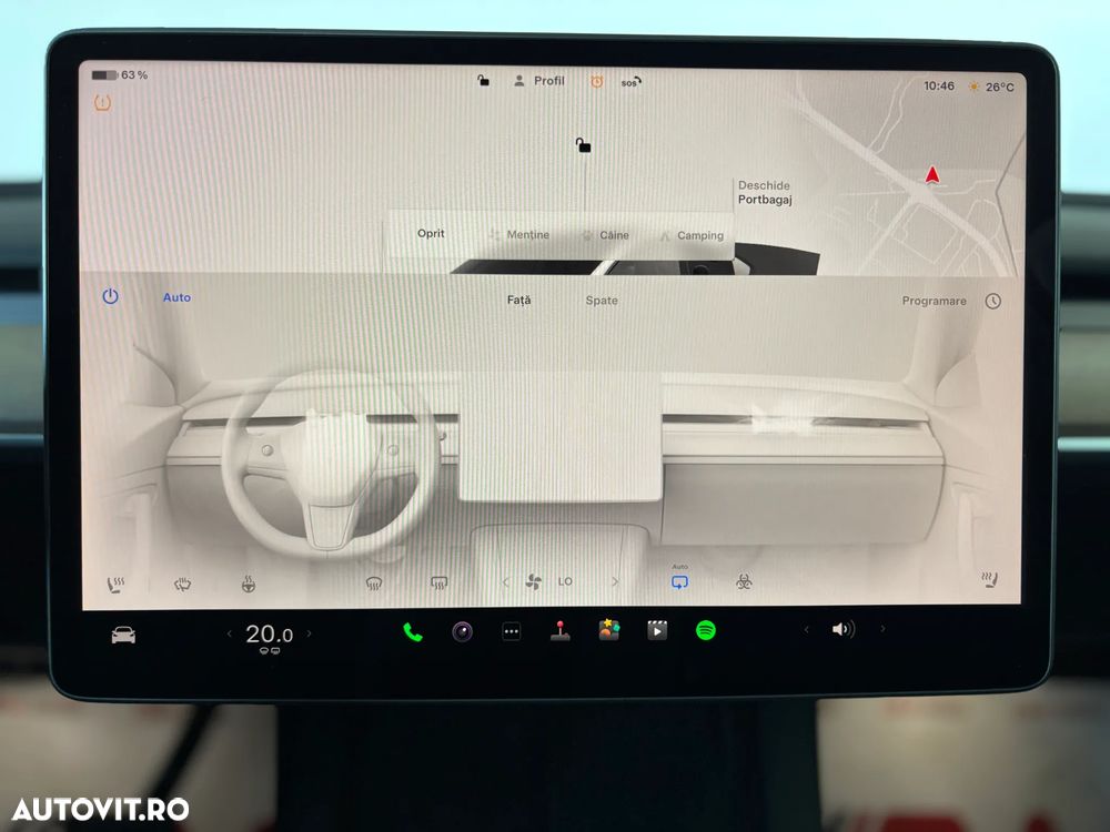 Tesla Model Y - 21
