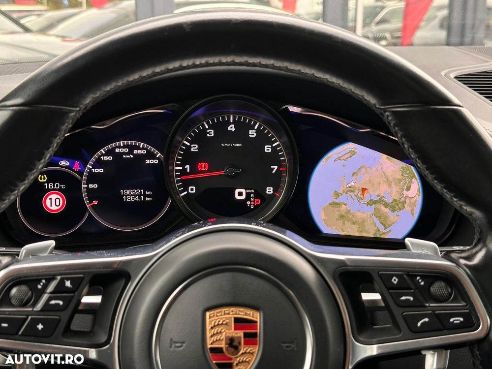 PORSCHE Cayenne 2018 — imagine 23