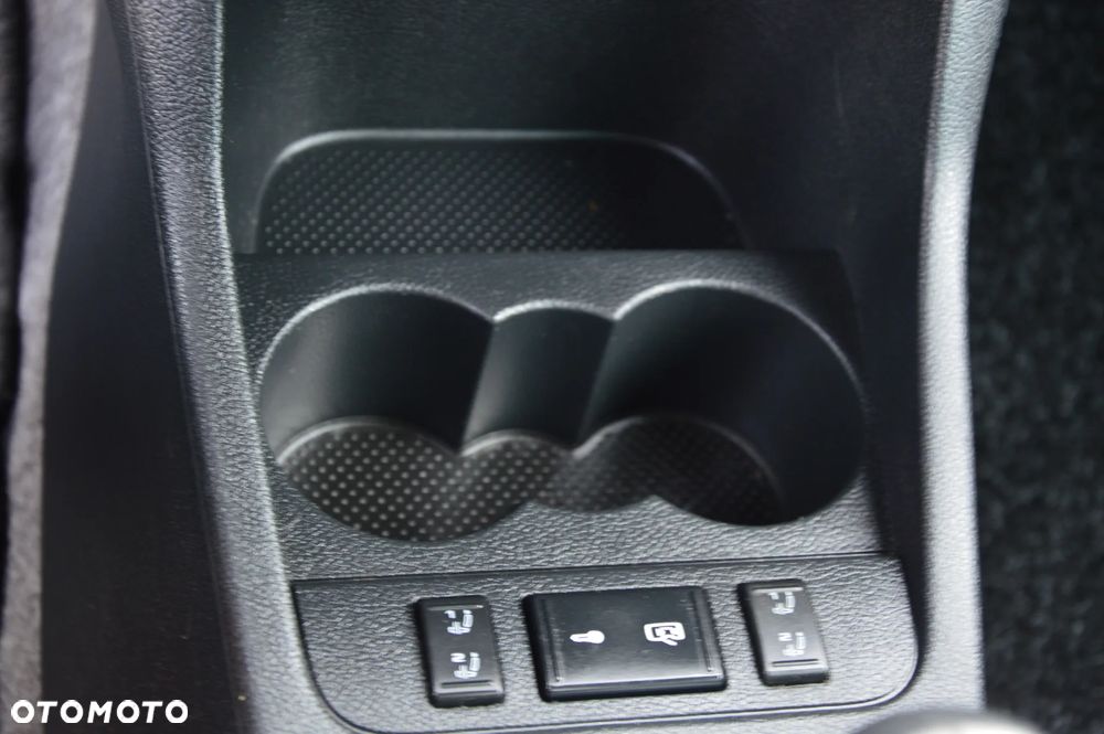 Skoda Roomster 1.6 16V Comfort PLUS EDITION - 9