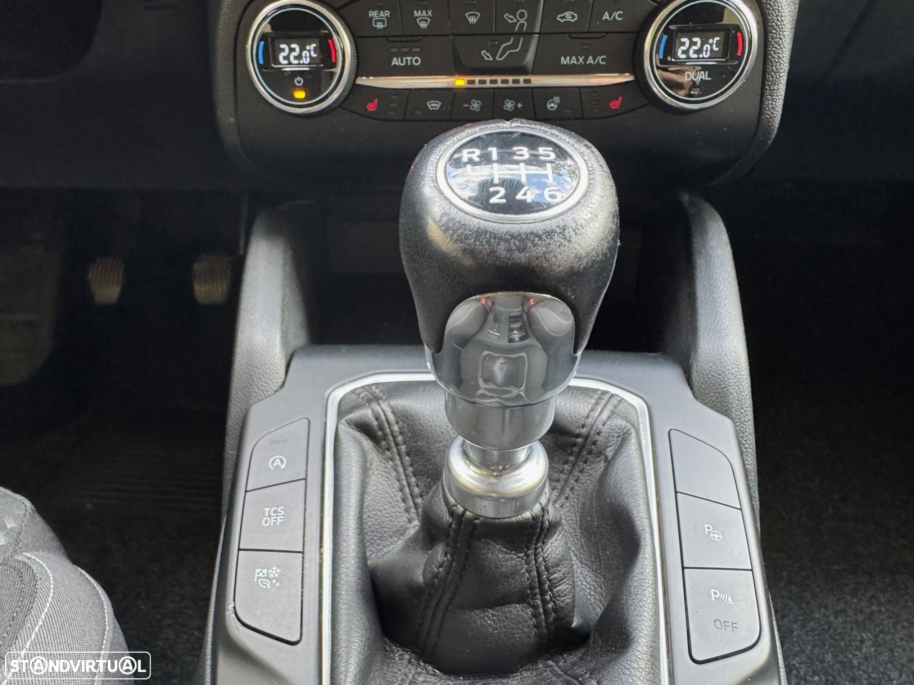 Ford Focus SW 1.5 TDCi EcoBlue Active - 29
