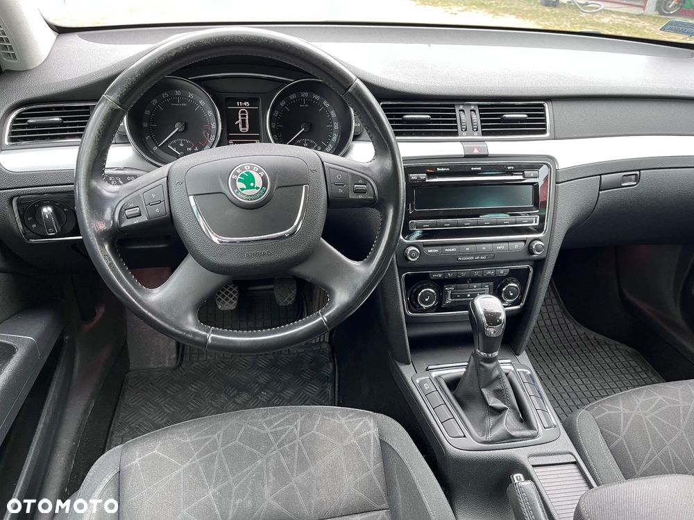 Skoda Superb - 19