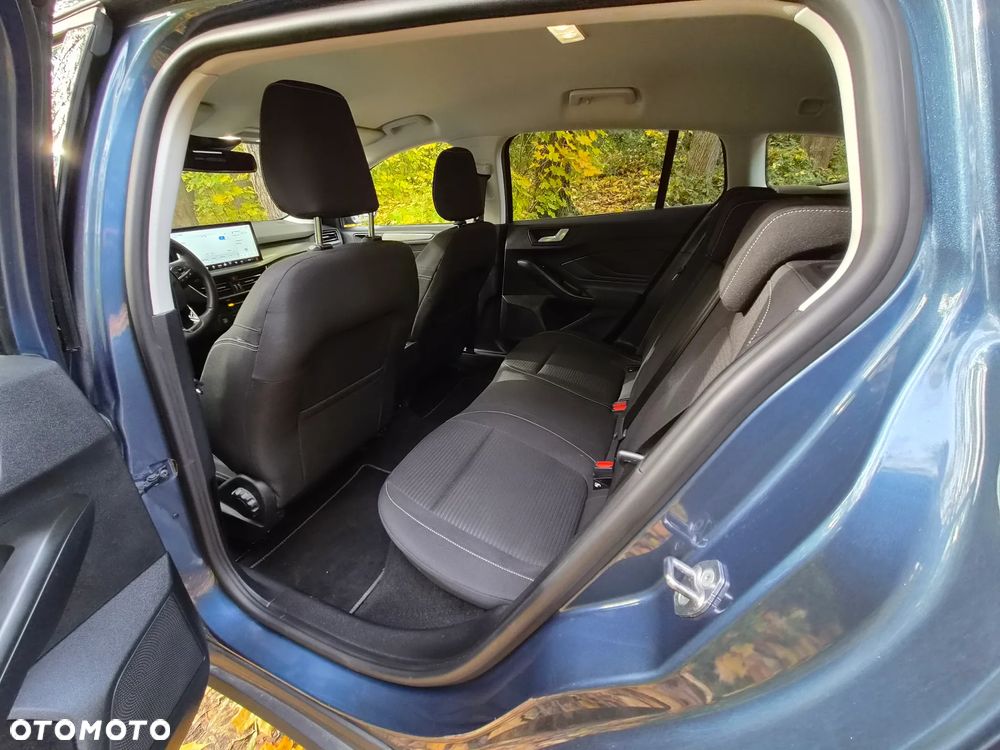 Ford Focus 1.5 EcoBlue Titanium X - 32