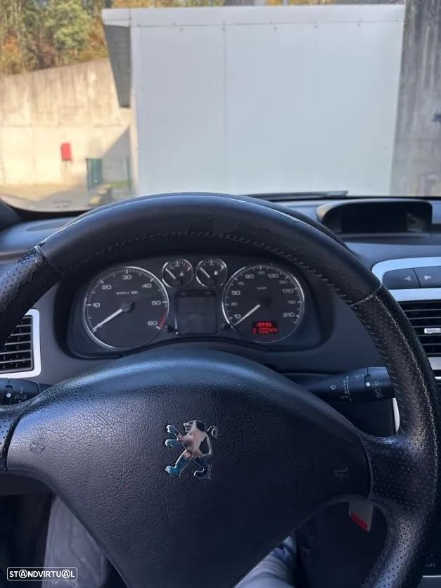 Peugeot 307 HDi 110 OXYGO - 7