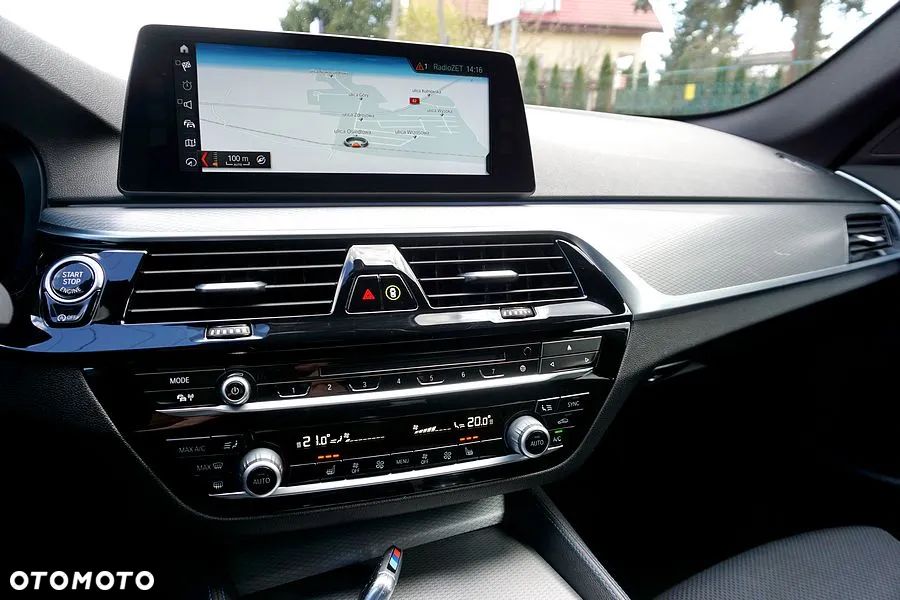 BMW Seria 5 520d M Sport sport - 33