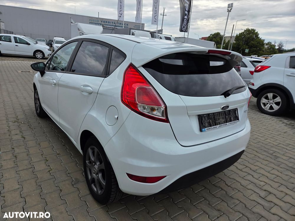 Ford Fiesta 1.0 Start Stop Titanium - 6