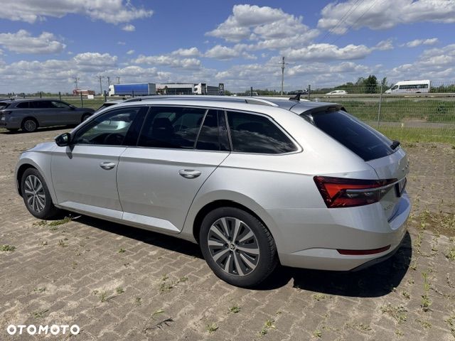 Skoda Superb 2.0 TSI Style DSG - 8