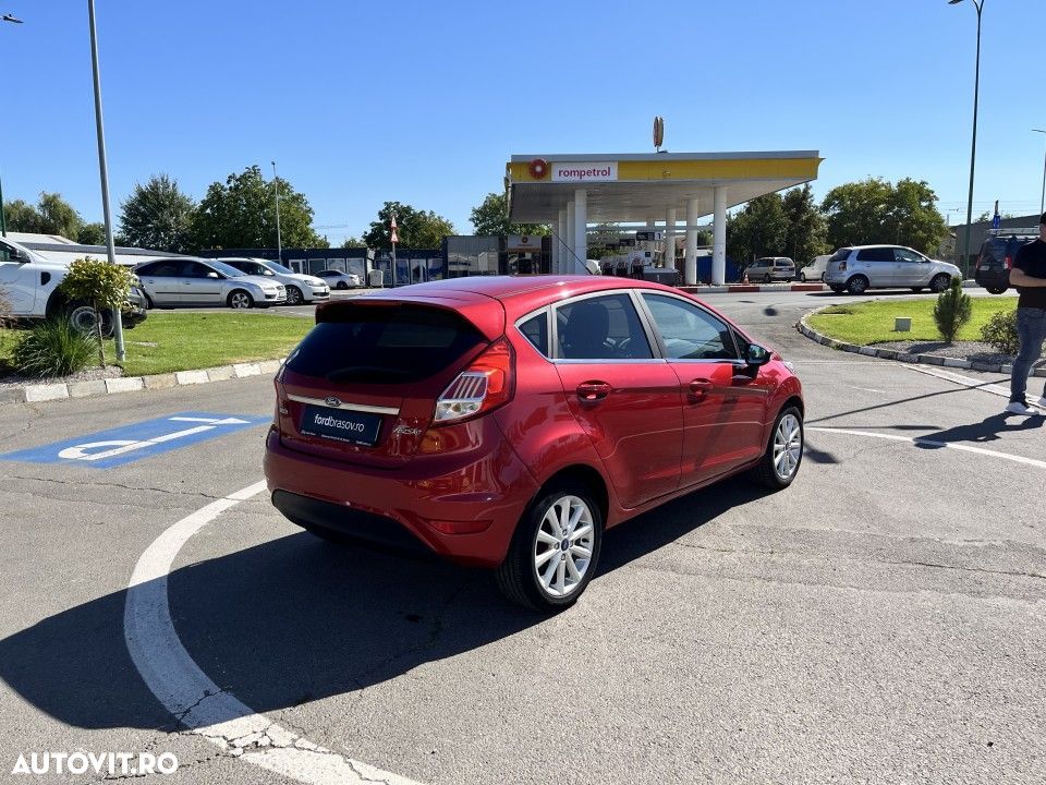 Ford Fiesta - 5