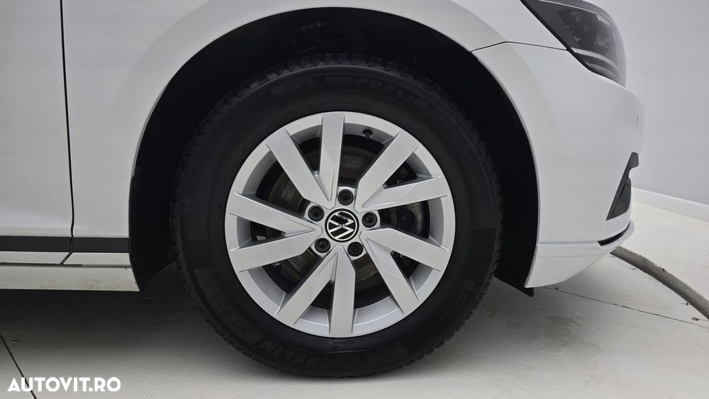 Volkswagen Passat 2.0 TDI DSG Comfortline - 23