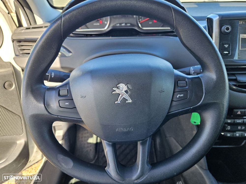 Peugeot 208 1.4 HDi Active - 18