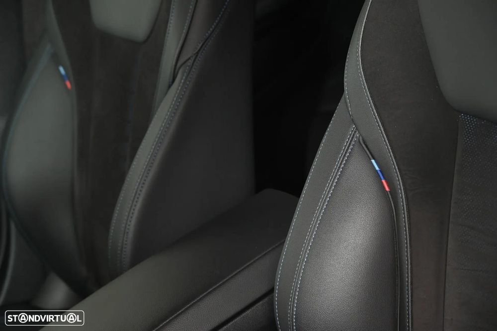 BMW i4 eDrive40 Pack Desportivo M - 25