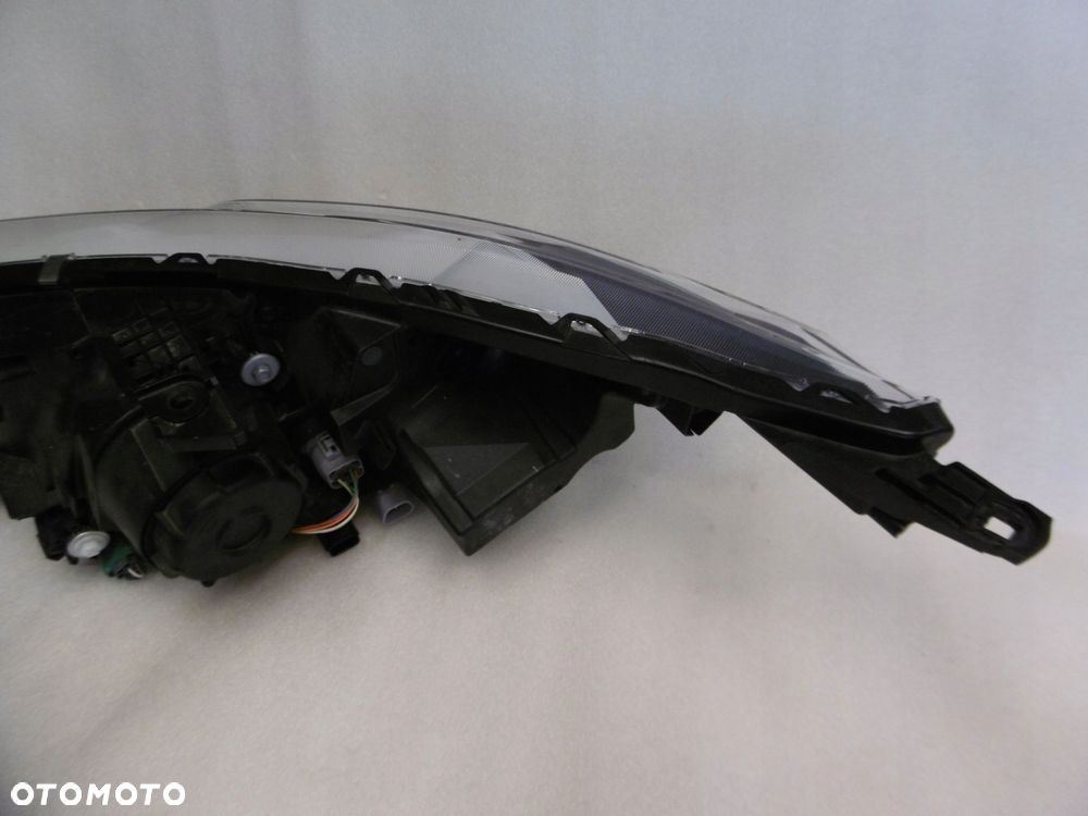 mitsubishi eclipse cross - lampa prawa led - 5