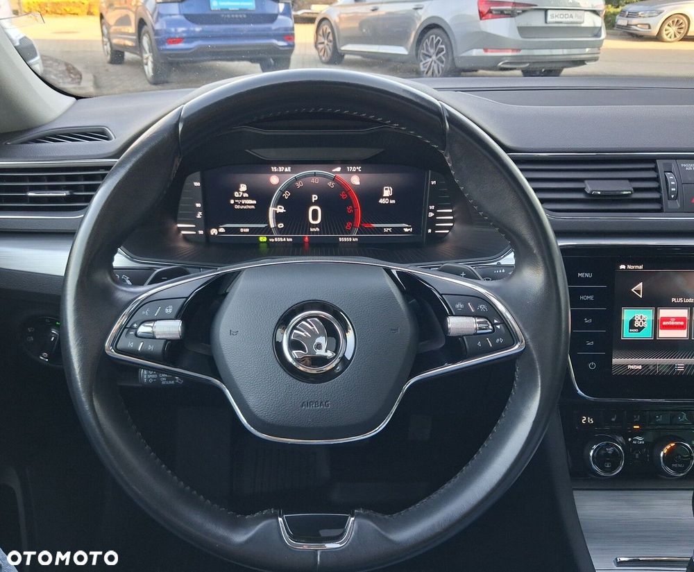 Skoda Superb 2.0 TDI SCR Ambition DSG - 10