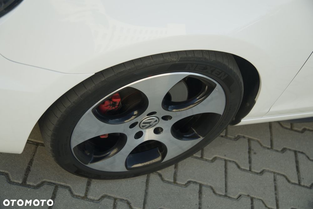 Volkswagen Golf 2.0 TSI GTI - 10